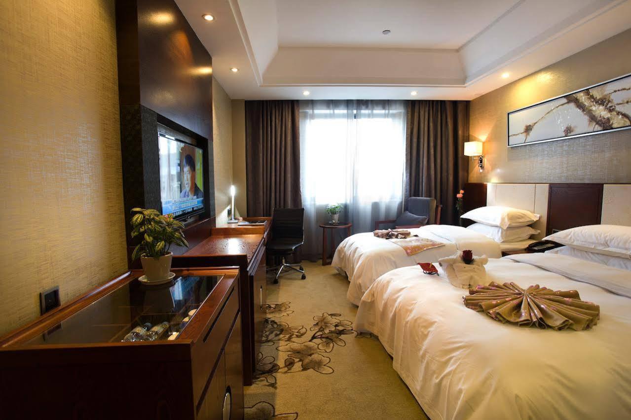 Joymoon Hotel Huangshan Bagian luar foto