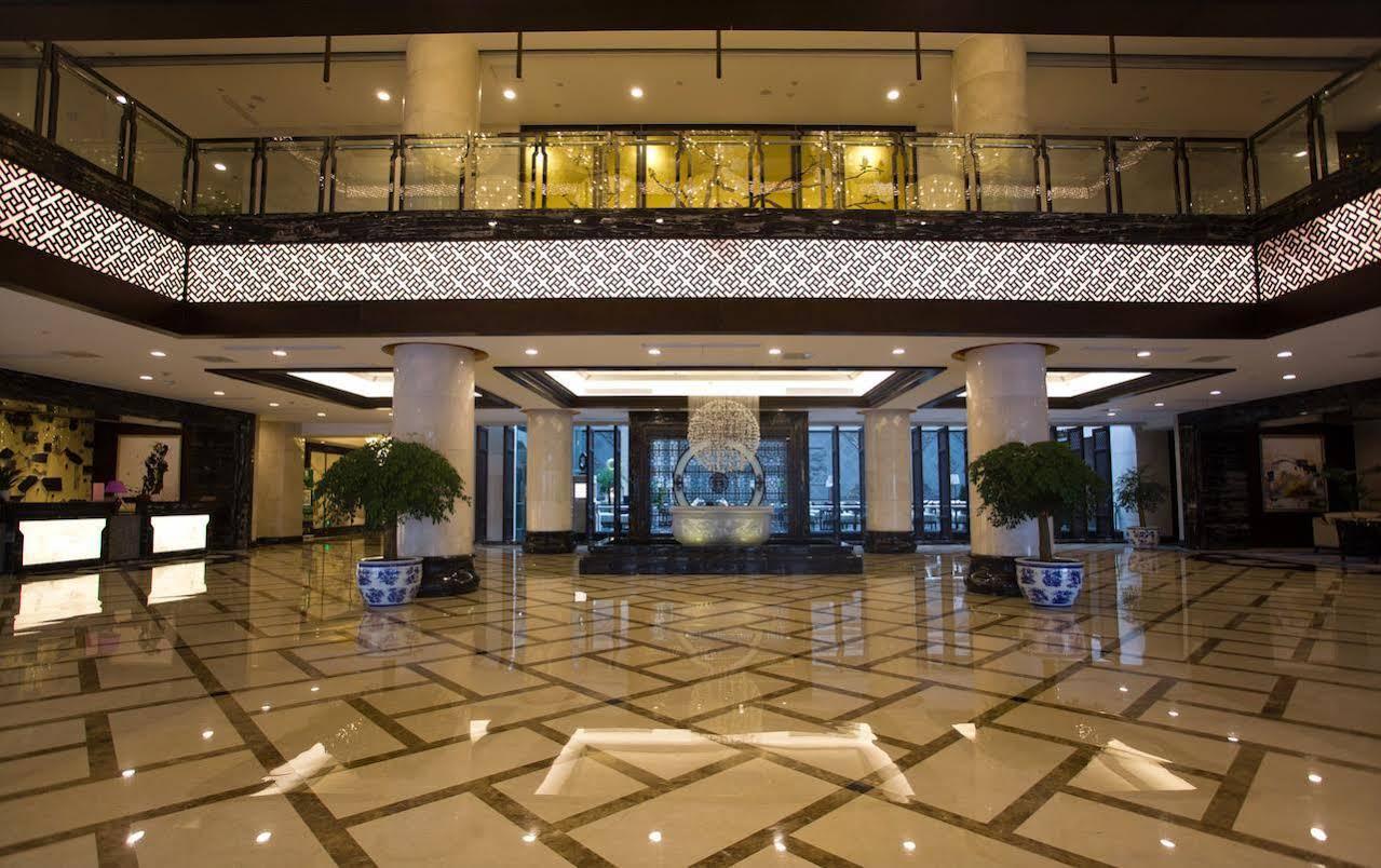 Joymoon Hotel Huangshan Bagian luar foto